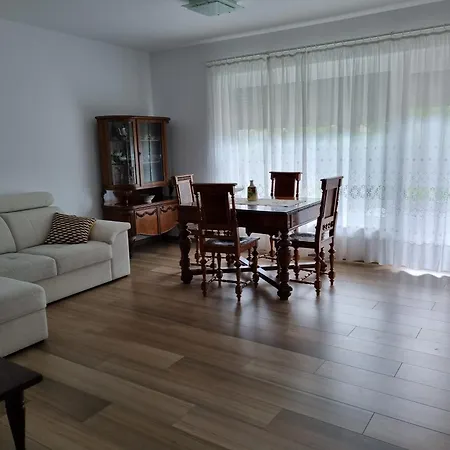 Vipava Valley - Miki - With Patio, Parking & Pets Ok