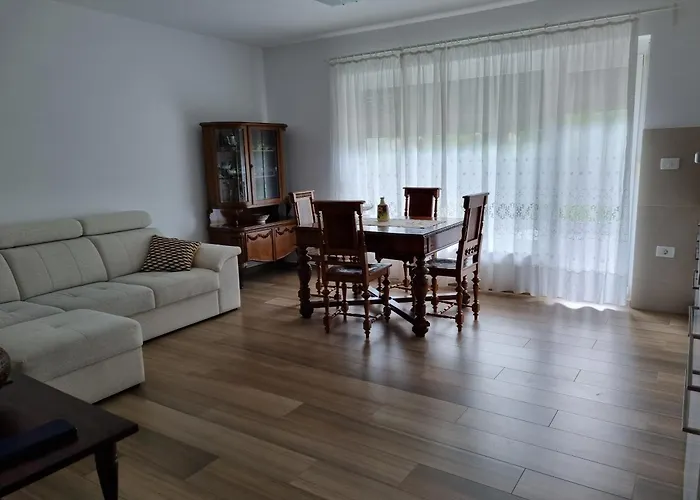 Vipava Valley - Miki - With Patio, Parking & Pets Ok