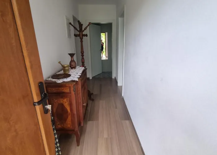 Appartamento Vipava Valley - Miki - With Patio, Parking & Pets Ok *